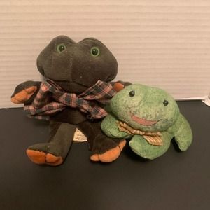 Vingtage Plush Frogs Set of Two in Bow Ties